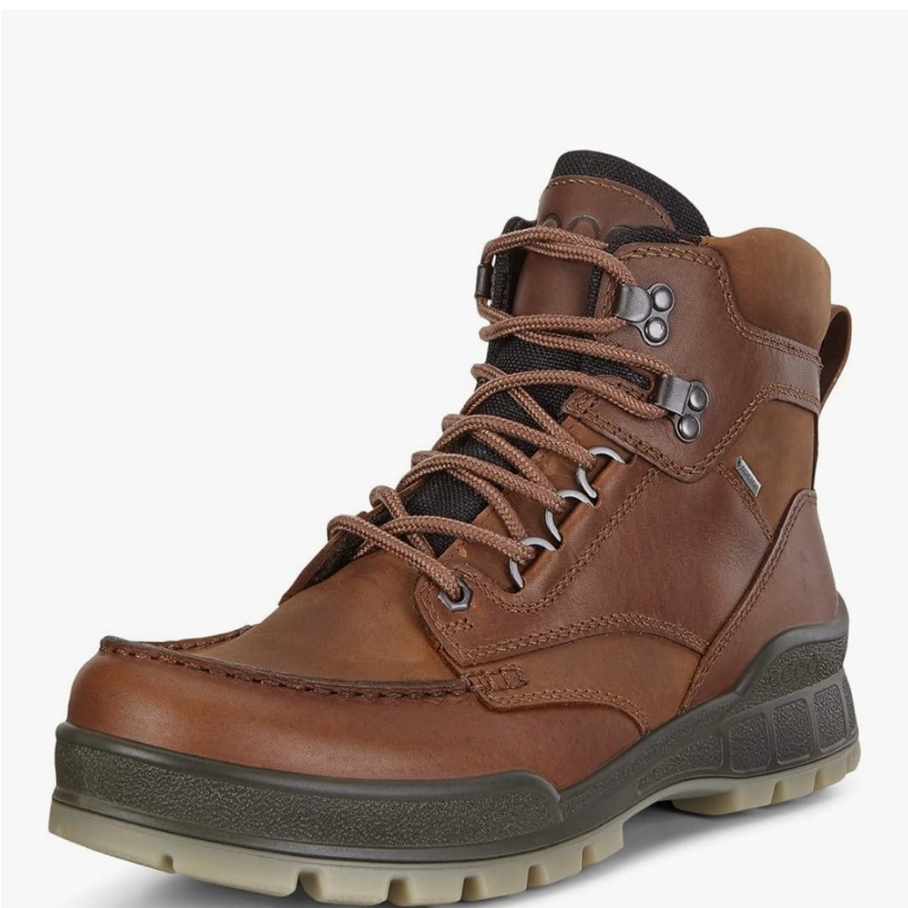 Ecco Track 25 Leather Boots